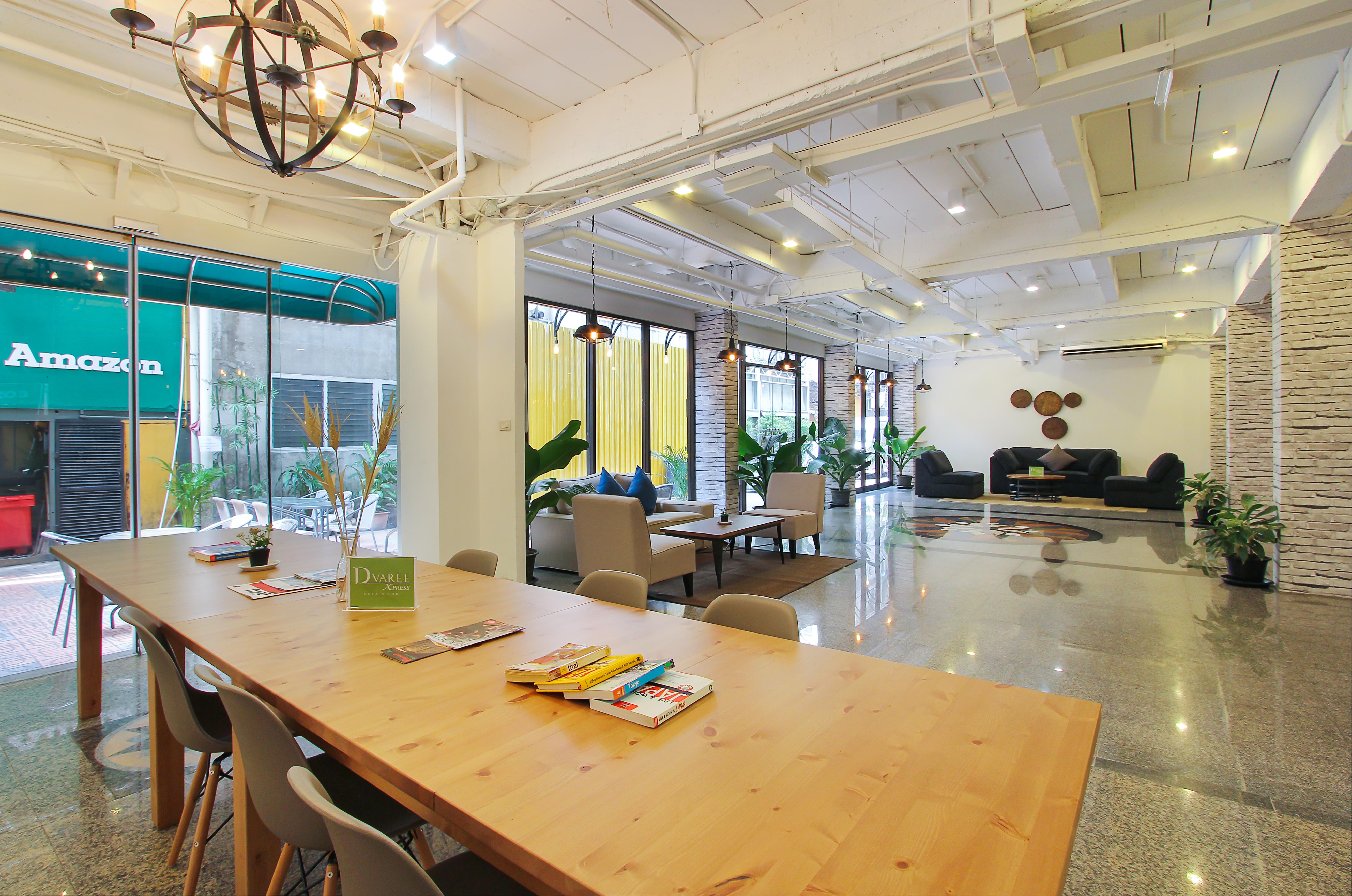 Hotel Pula Silom Bangkok Esterno foto
