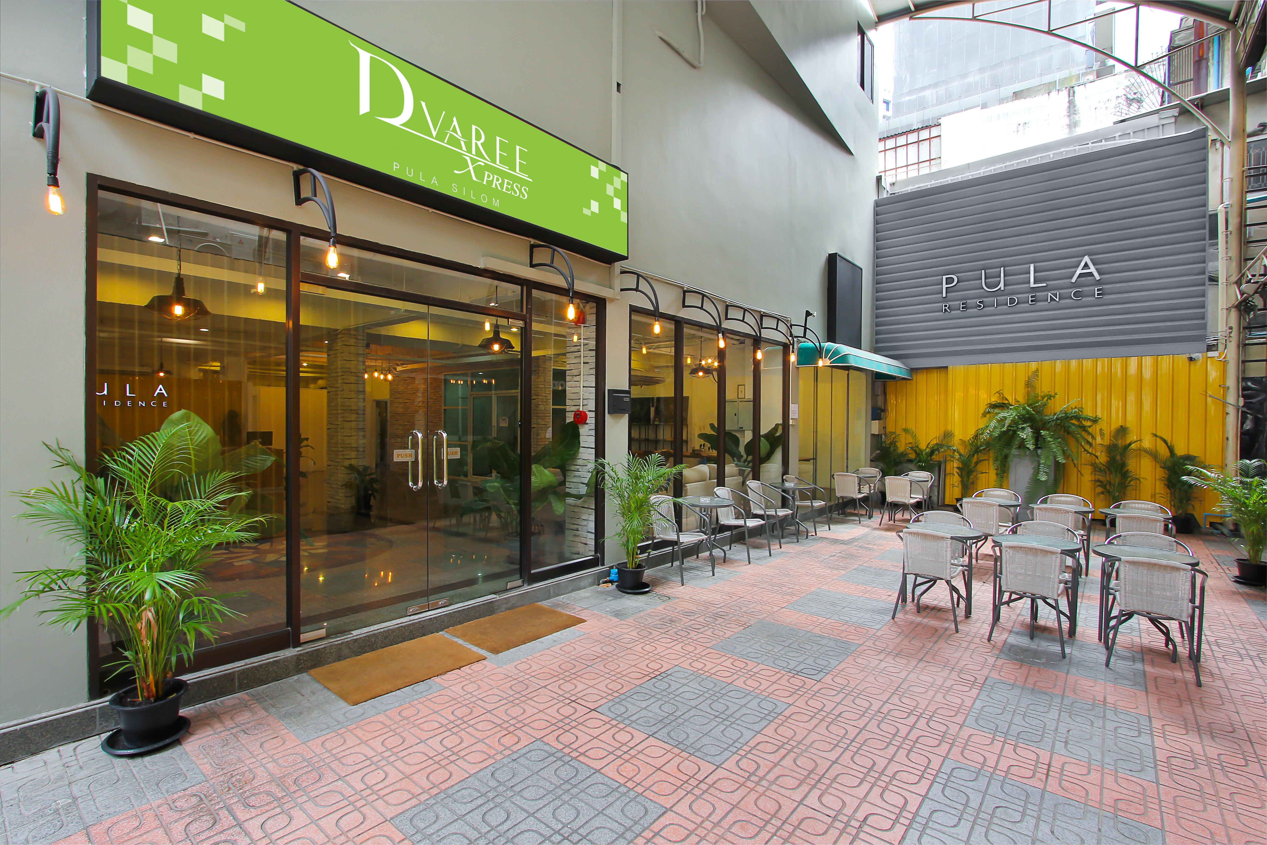 Hotel Pula Silom Bangkok Esterno foto